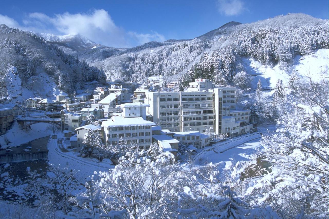 土湯温泉 やすらぎの宿 向瀧旅館 Fukushima  Exterior photo